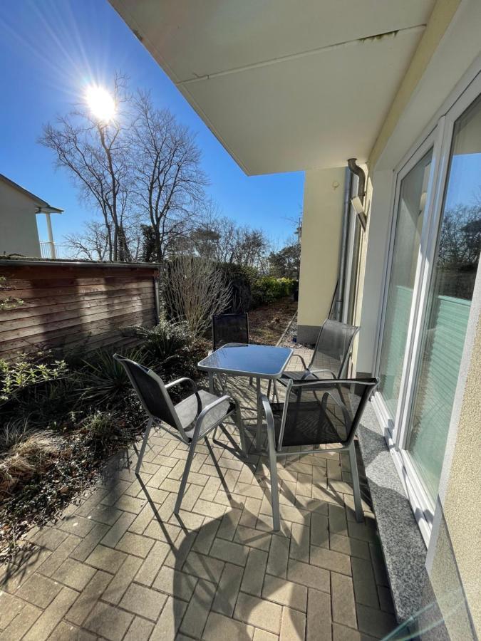 Villa Sara Wohnung Buskam Mit Terrasse Goehren  Exterior foto